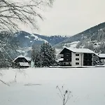 Edenhof Apartament *
