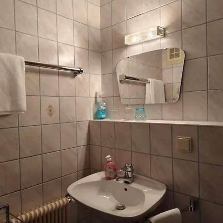 Апартаменти Edenhof Бад-Кляйнкірхгайм