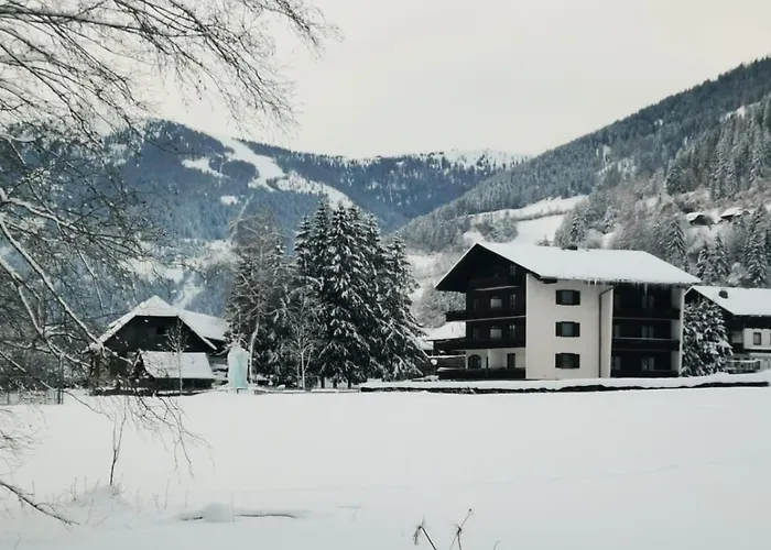 Edenhof Апартаменти *