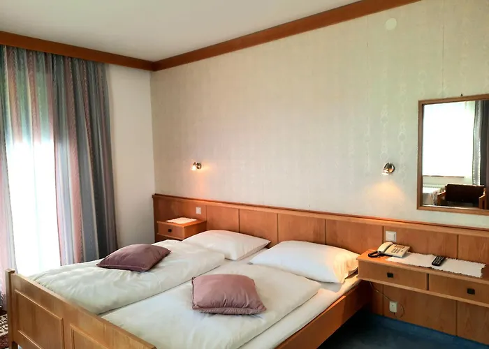 Edenhof * Бад-Кляйнкірхгайм