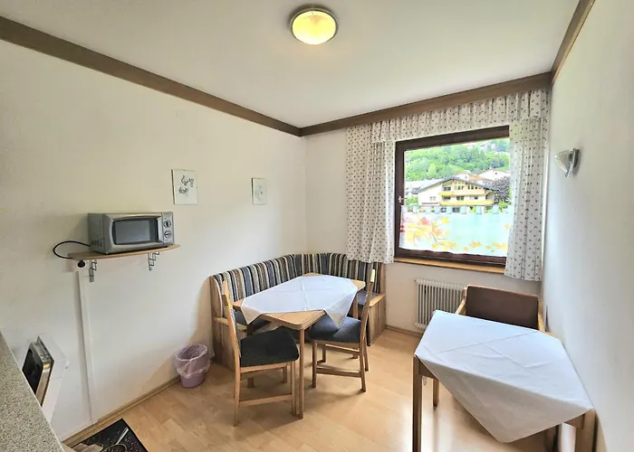 Апартаменти Edenhof Бад-Кляйнкірхгайм